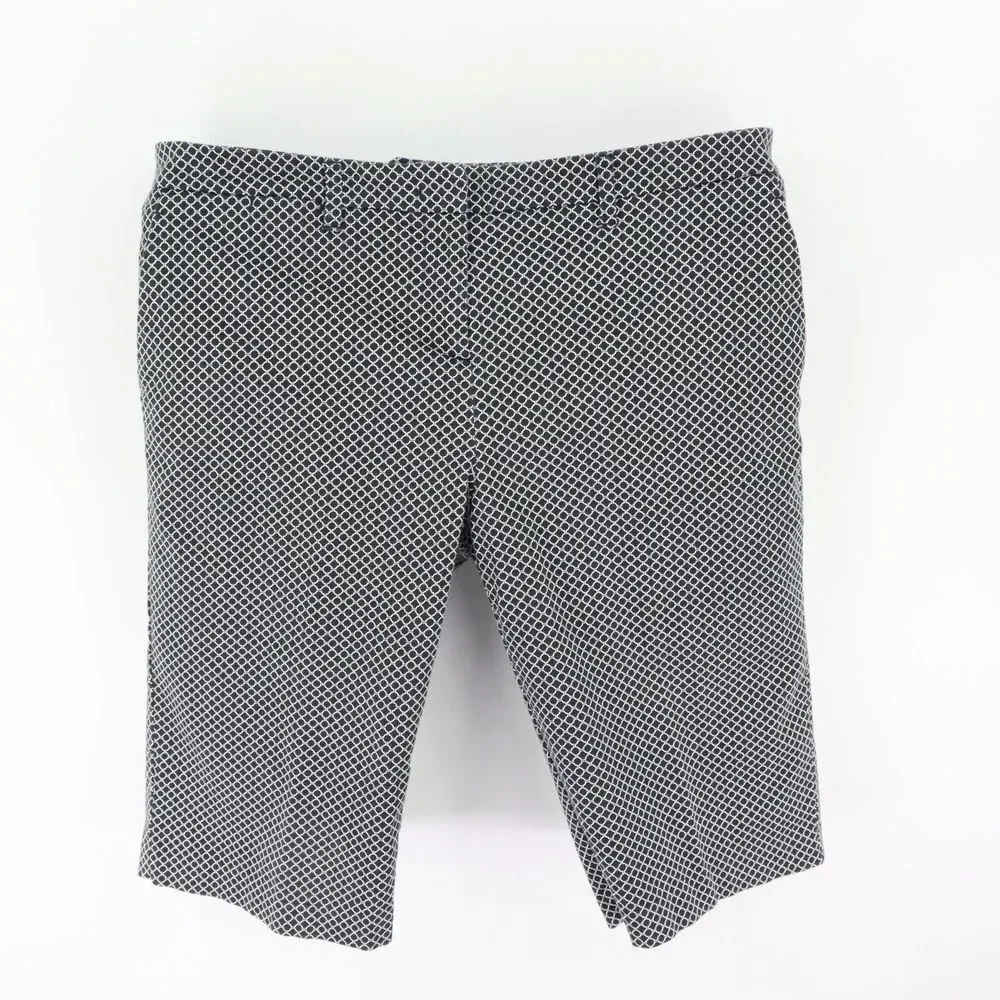 New York & Company Shorts Womens Size 10 Black Geometric Chinos Pockets Mid Rise